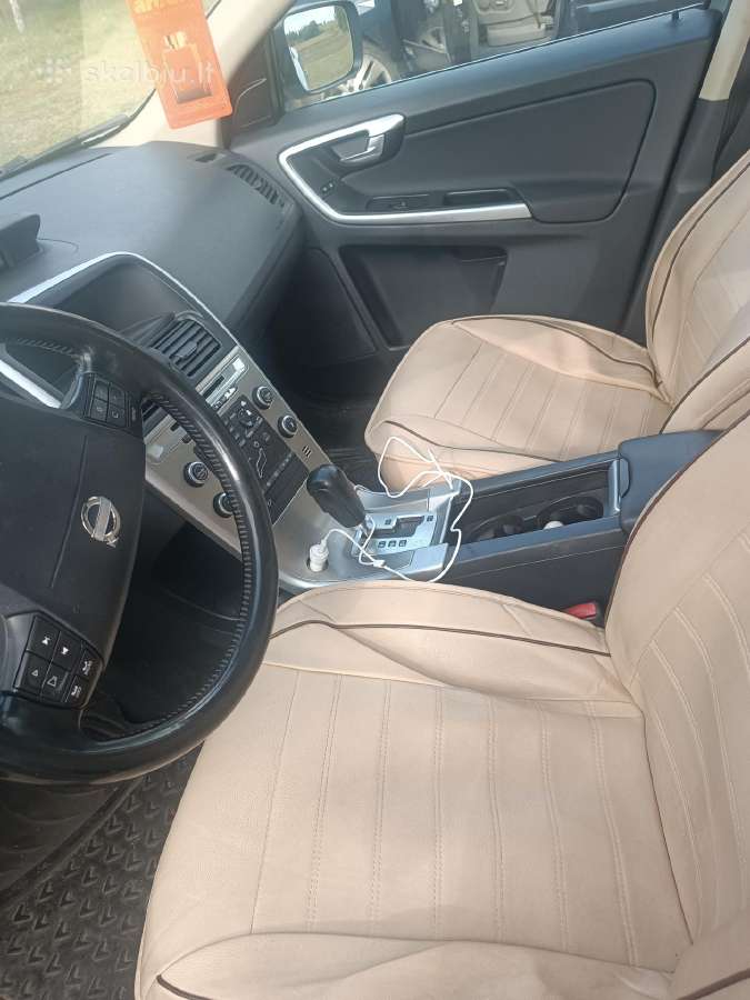Parduodamas Volvo XC 60 - nuotraukos Nr. 4
