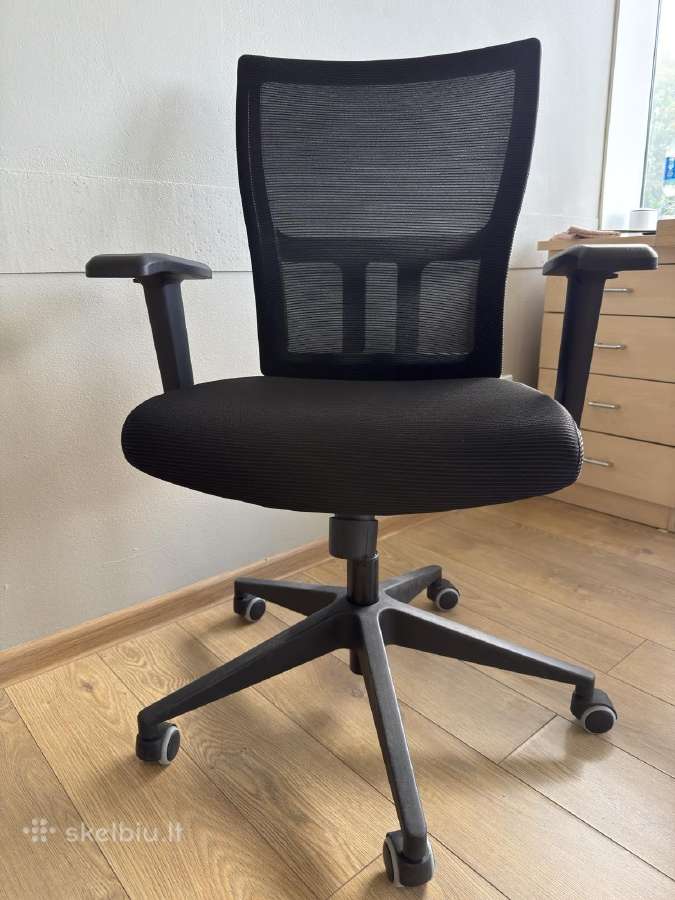 Dvivietė sofa, spinta, lentyna, kėdės, paveikslai - nuotraukos Nr. 12