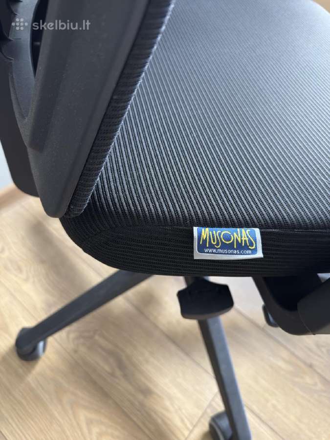 Dvivietė sofa, spinta, lentyna, kėdės, paveikslai - nuotraukos Nr. 13