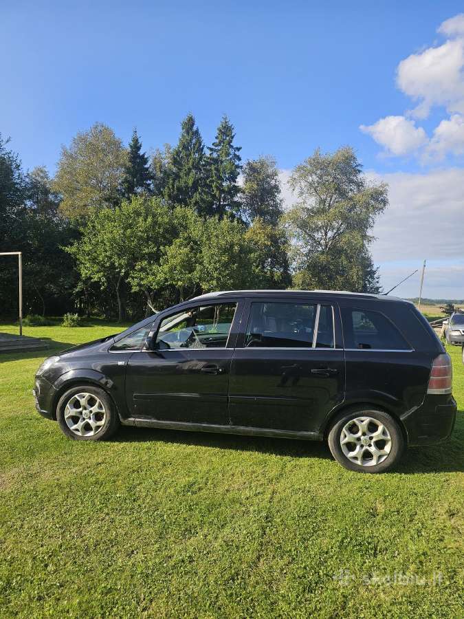 Opel zafira - nuotraukos Nr. 7