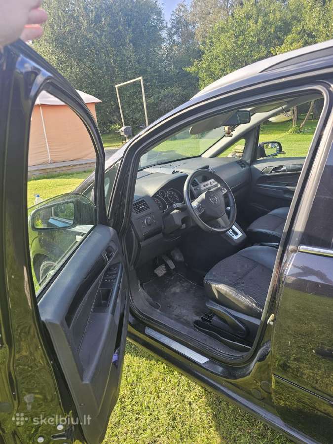 Opel zafira - nuotraukos Nr. 8