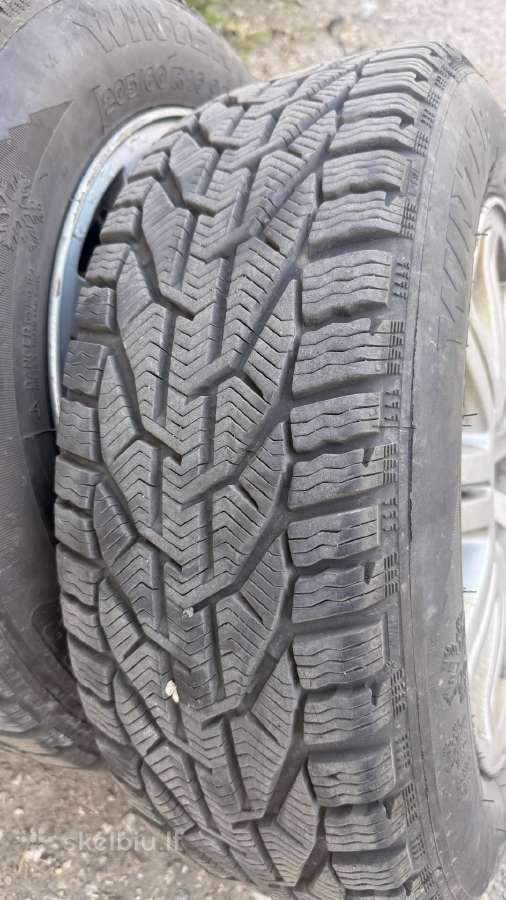 Volvo v70 205/60 r16 65.1 - nuotraukos Nr. 2