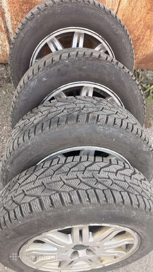 Volvo v70 205/60 r16 65.1 - nuotraukos Nr. 3