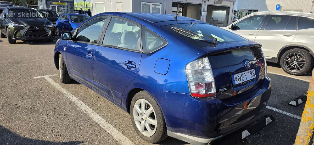 Auto nuoma Prius 3 Prius 2 – 110 € per savaitę! - nuotraukos Nr. 2