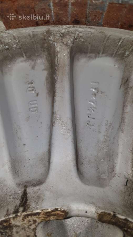 Parduodu 2vnt Toyota visureigio ratlankių R17 - nuotraukos Nr. 5