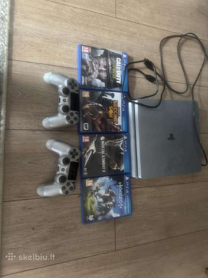 Sony Playstation 4 su žaidimais - nuotraukos Nr. 3