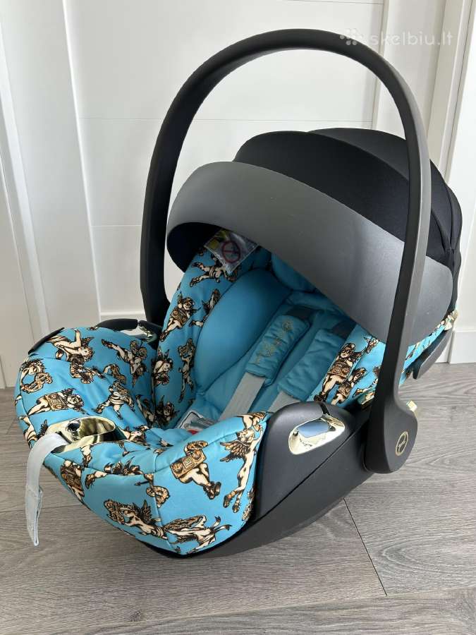 Cloud Z i- size by Jeremy Scott auto kedute - nuotraukos Nr. 5