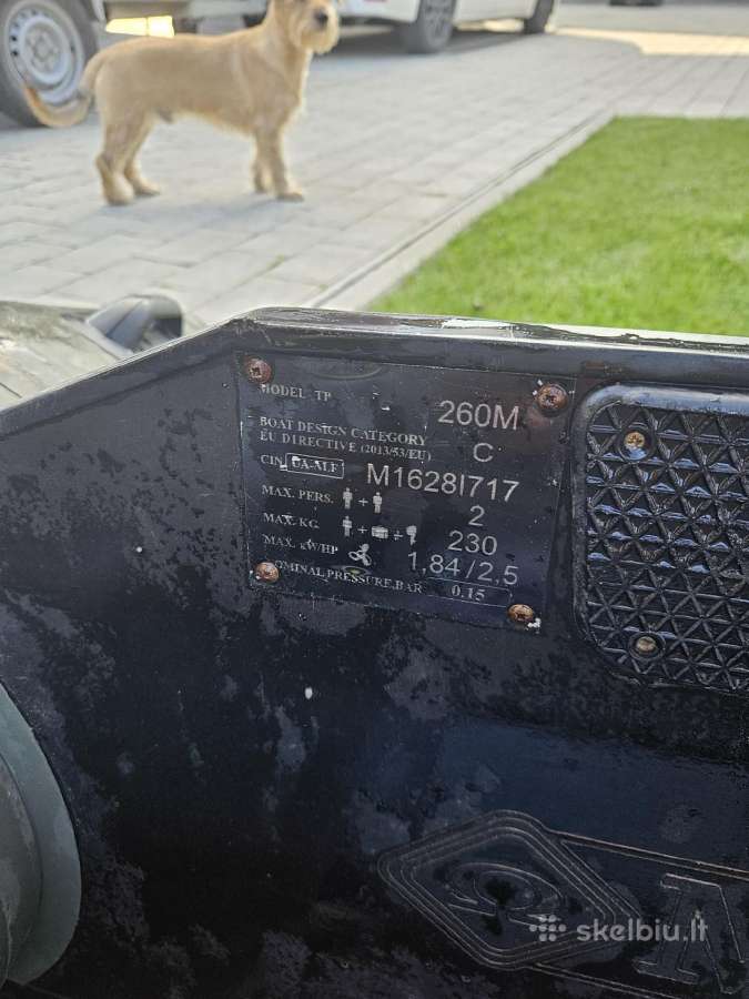 Pripučiama valtis Omega260m su elektriniu varikliu - nuotraukos Nr. 4