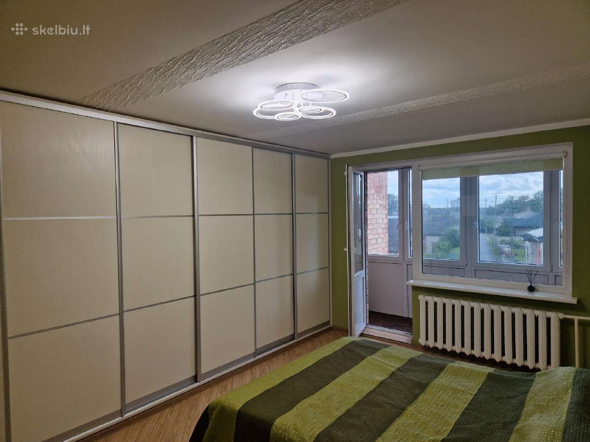 Nuomojamas trijų kambarių butas - nuotraukos Nr. 3