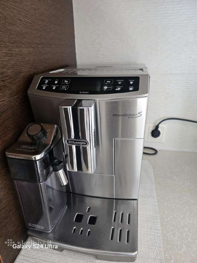 Kavos aparatas Delonghi Prima Donna S EVO, puikus - nuotraukos Nr. 3