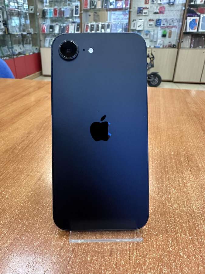 Apple iPhone 16e 128 GB (Naudotas) - nuotraukos Nr. 4