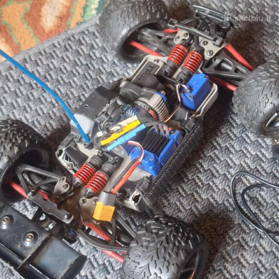 Traxxas E-revo 1/16 - nuotraukos Nr. 5