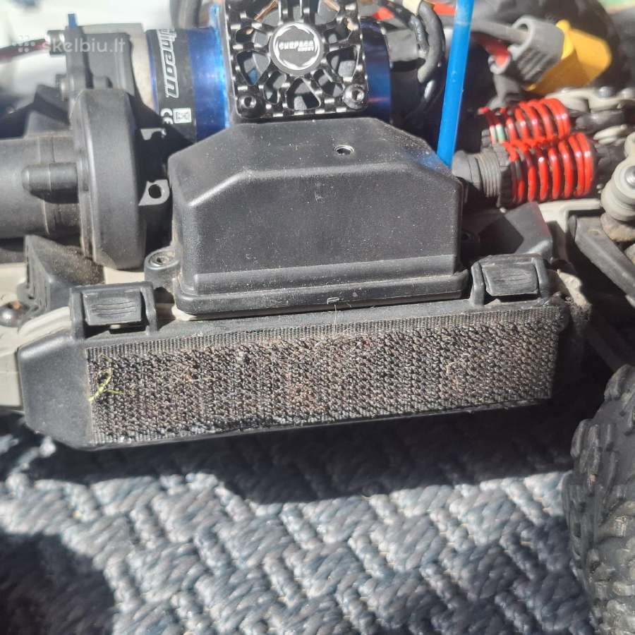 Traxxas E-revo 1/16 - nuotraukos Nr. 9
