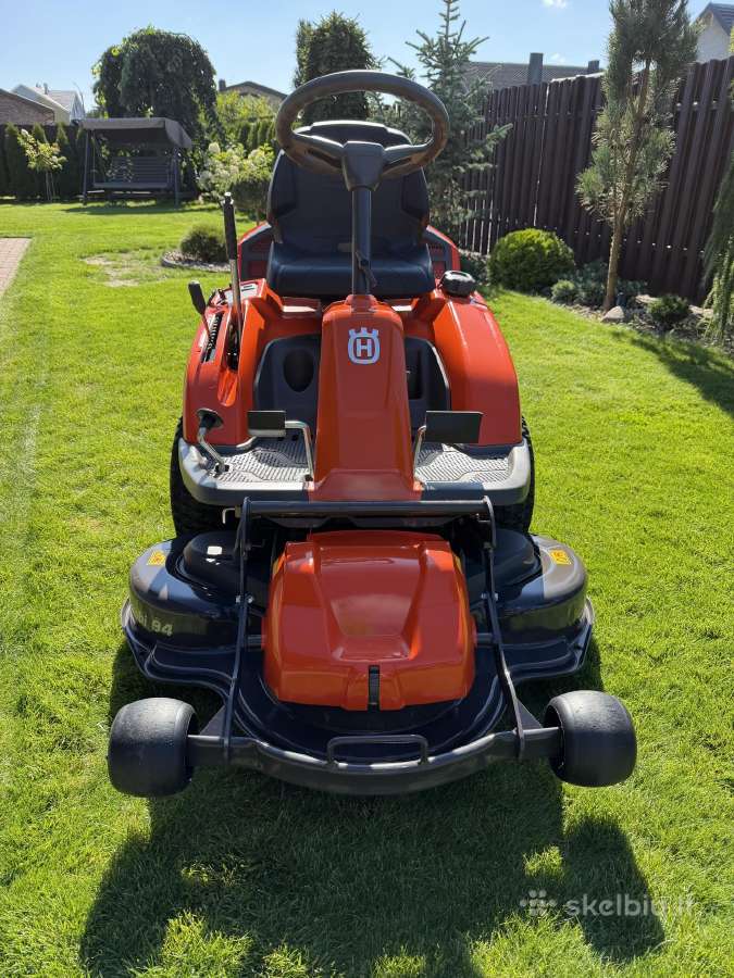 Sodo traktoriukas Husqvarna rider r214c - nuotraukos Nr. 4