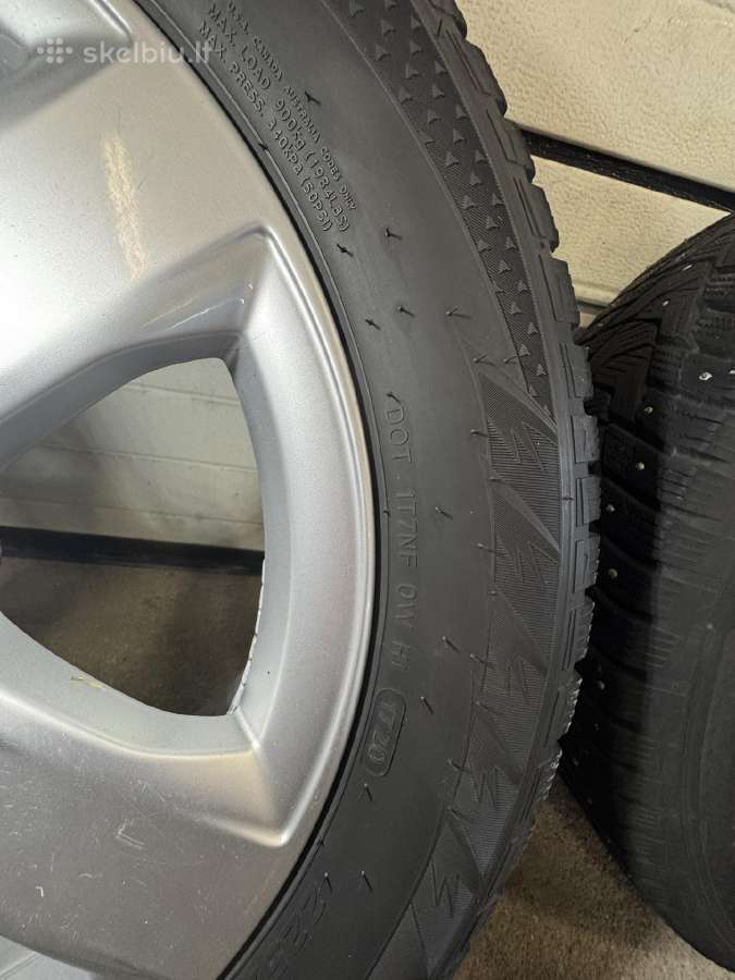 Audi Q5 R18 ratlankiai su žieminėmis padangomis - nuotraukos Nr. 4