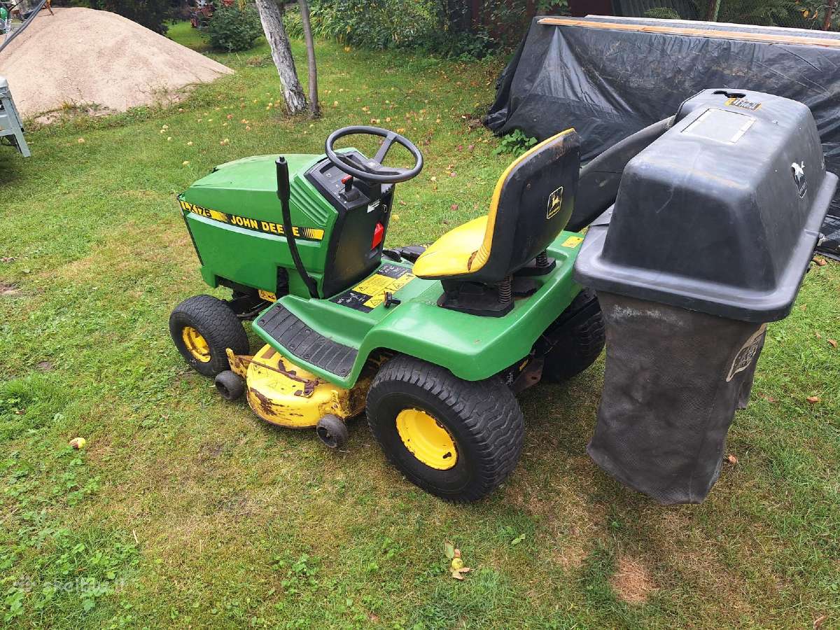 John Deere Lx176 Sodo traktoriukas Kawasaki 14hp - nuotraukos Nr. 8