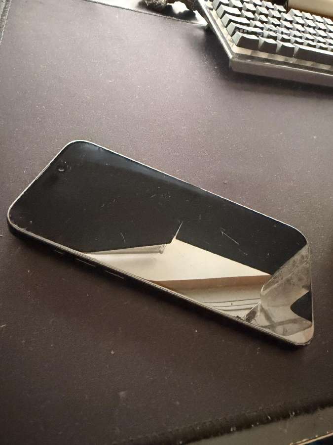 iPhone 15 plius - nuotraukos Nr. 2
