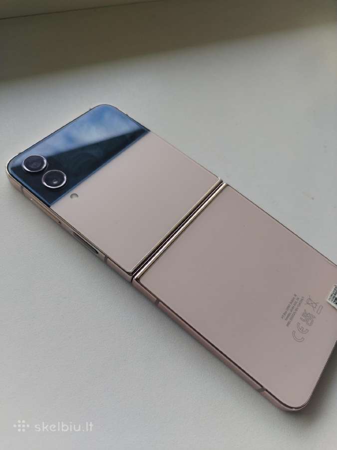 Galaxy Z Flip 4 - nuotraukos Nr. 3