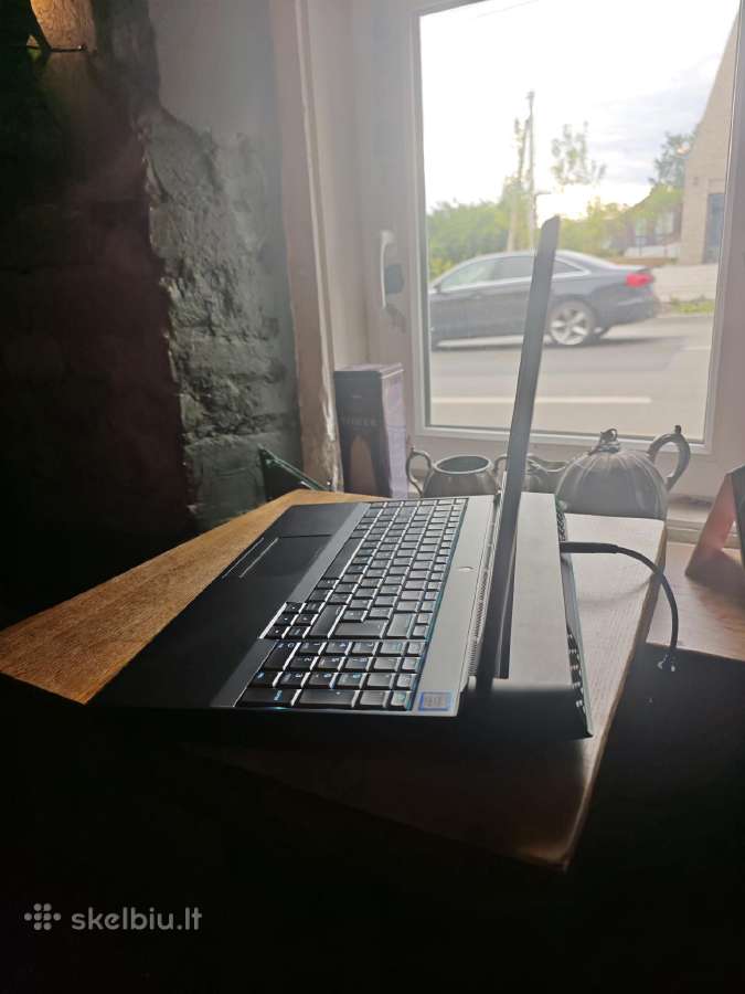 Alienware Area-51m /i9-9900k / Rtx 2080 8gb/32ram - nuotraukos Nr. 2