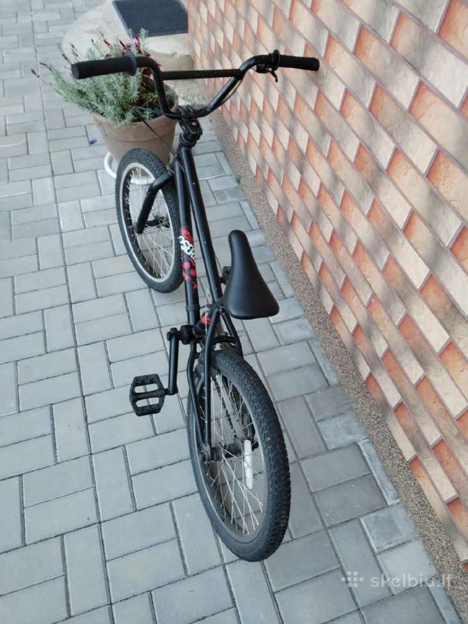Parduodu tvarkingą juodą BMX dviratį. - nuotraukos Nr. 3