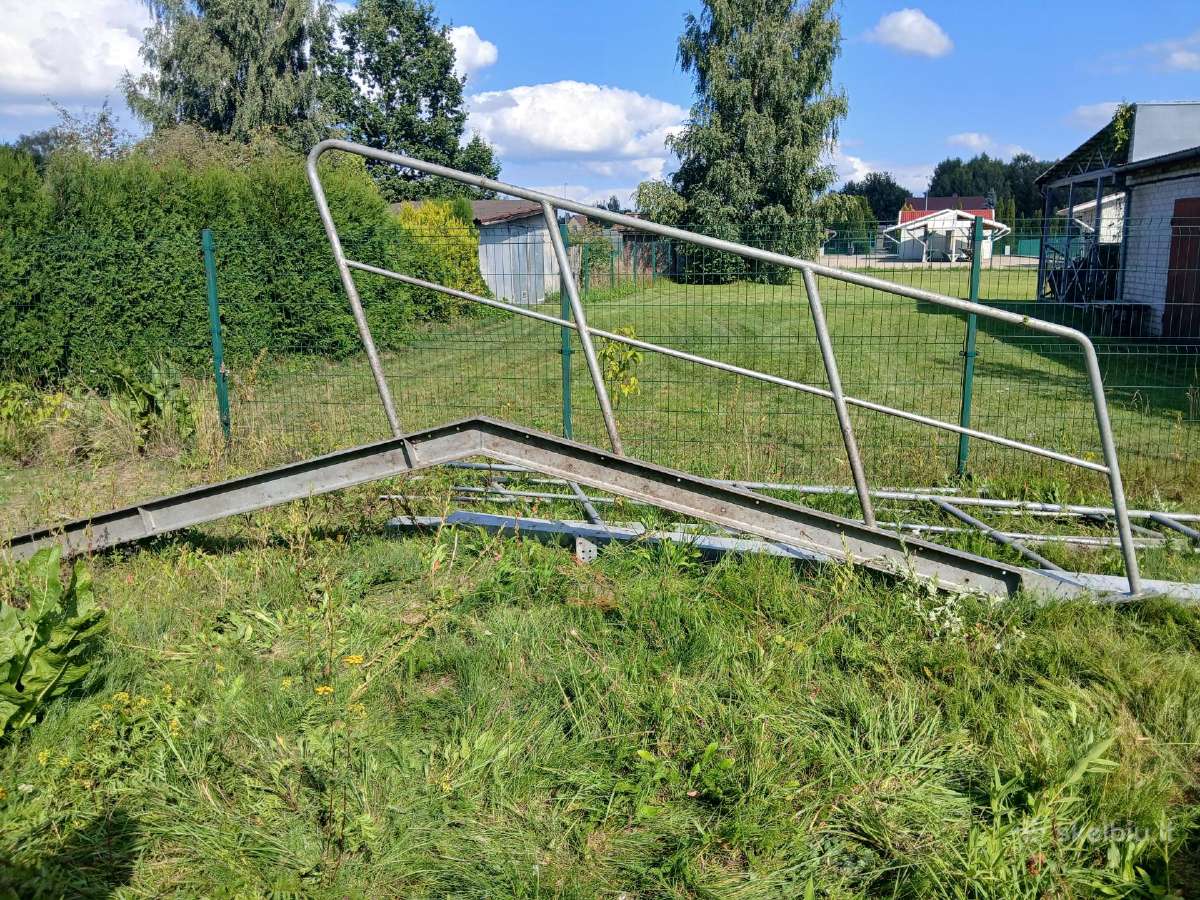 Laiptu pakopos,turėklai,laiptų rėmai - nuotraukos Nr. 17