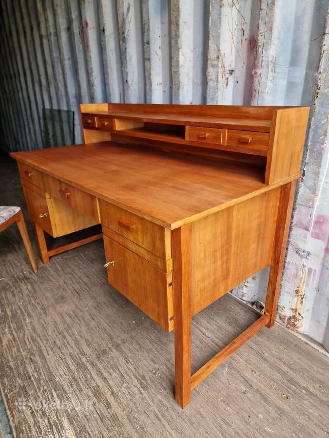 Vintažinis mid century rašomojo stalas - nuotraukos Nr. 4