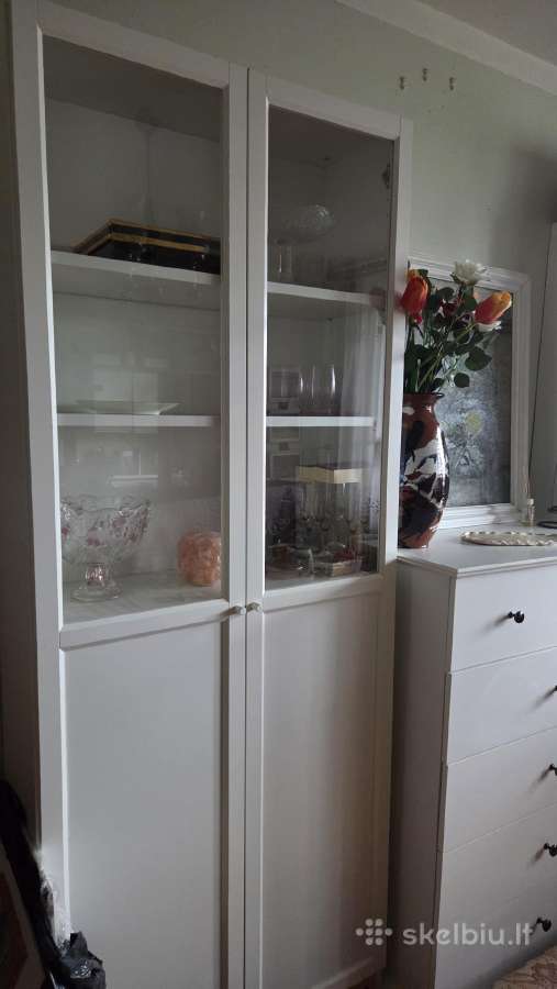 2 Ikea indaujos-knygų spintos + komoda - nuotraukos Nr. 3
