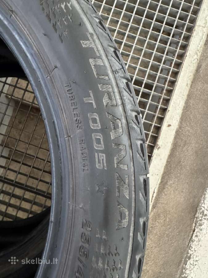 Parduodu Bridgestone Turanza T005 255/40 r18 - nuotraukos Nr. 4