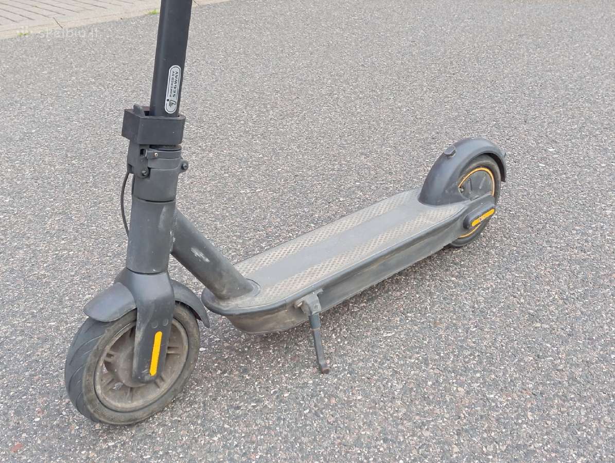 Kiaura padanga leidžia ora Ninebot max G30 - nuotraukos Nr. 8