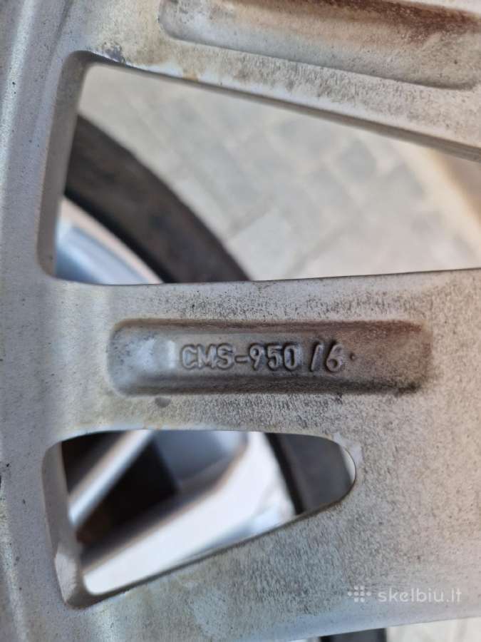 Toyota Camry ratlankiai+žieminės padangos - nuotraukos Nr. 9
