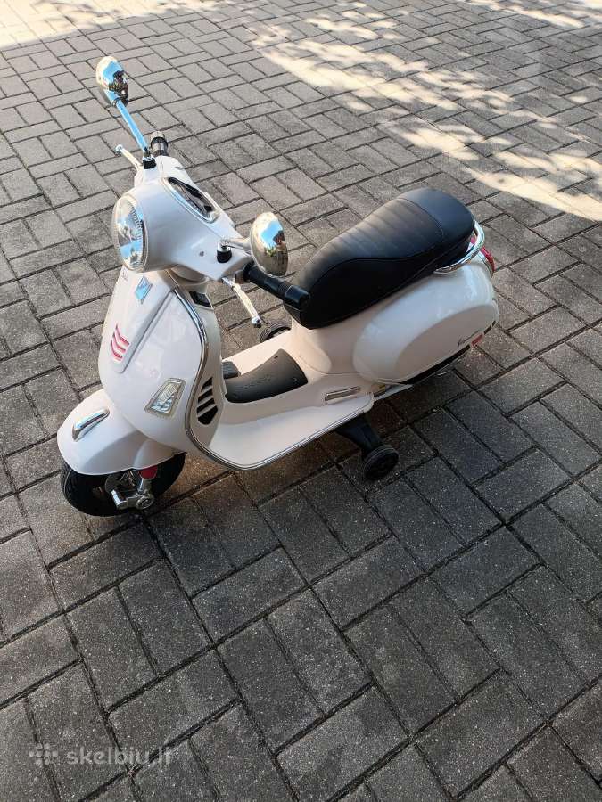 Elektrinis motoroleris Vespa - nuotraukos Nr. 2