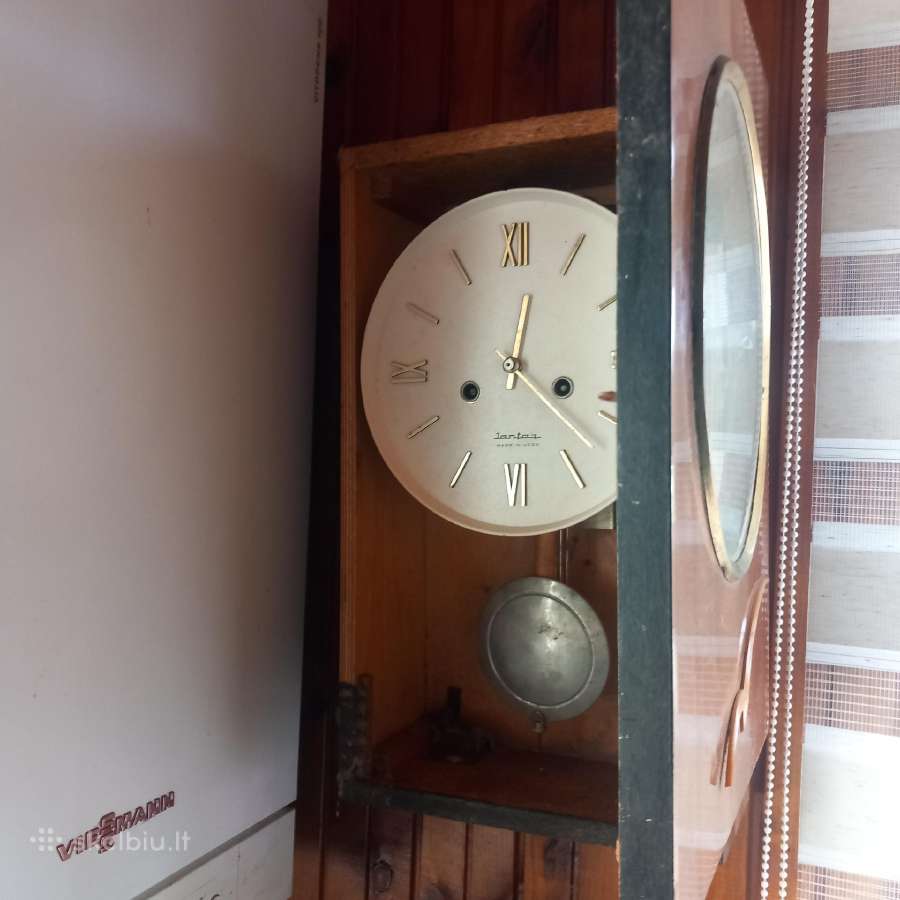 Senas mechaninis laikrodis Jantar - nuotraukos Nr. 4