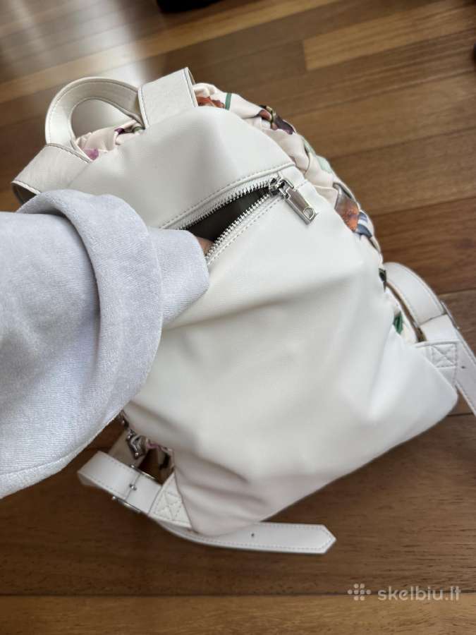 Desigual gėlėta kuprinė - nuotraukos Nr. 16