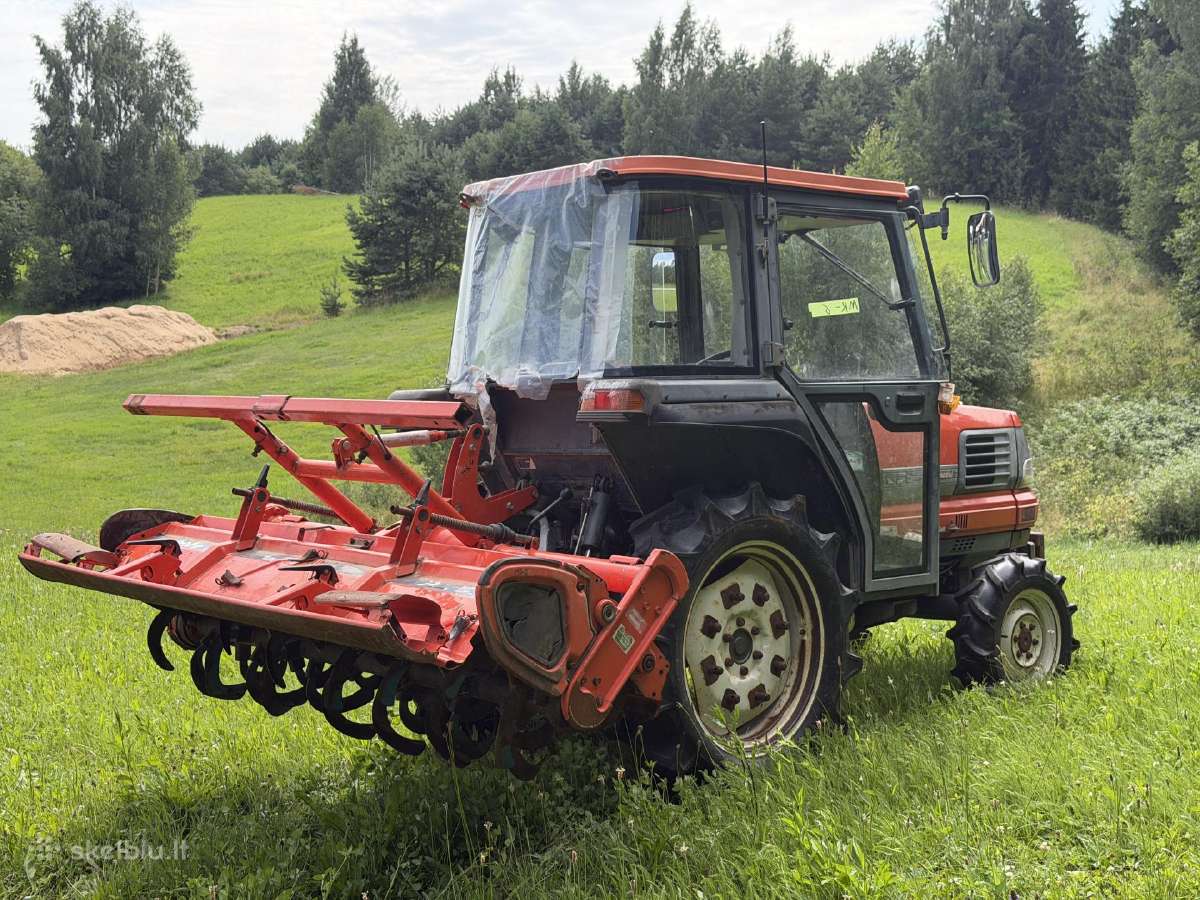 Traktorius Kubota Gl240 su kabina (23.7 Ag) - nuotraukos Nr. 7