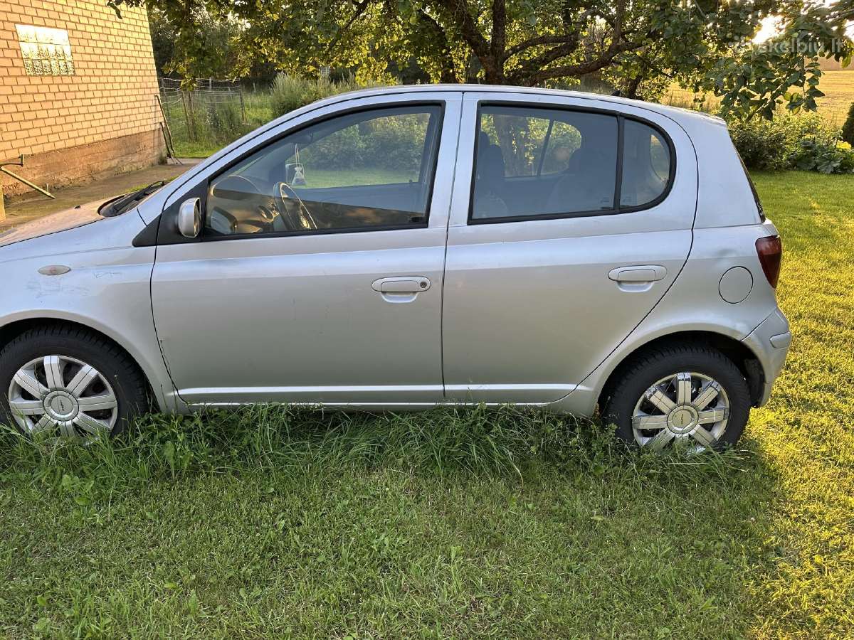 Toyota Yaris 2005 1.4d 55 Kw dalimis - nuotraukos Nr. 3