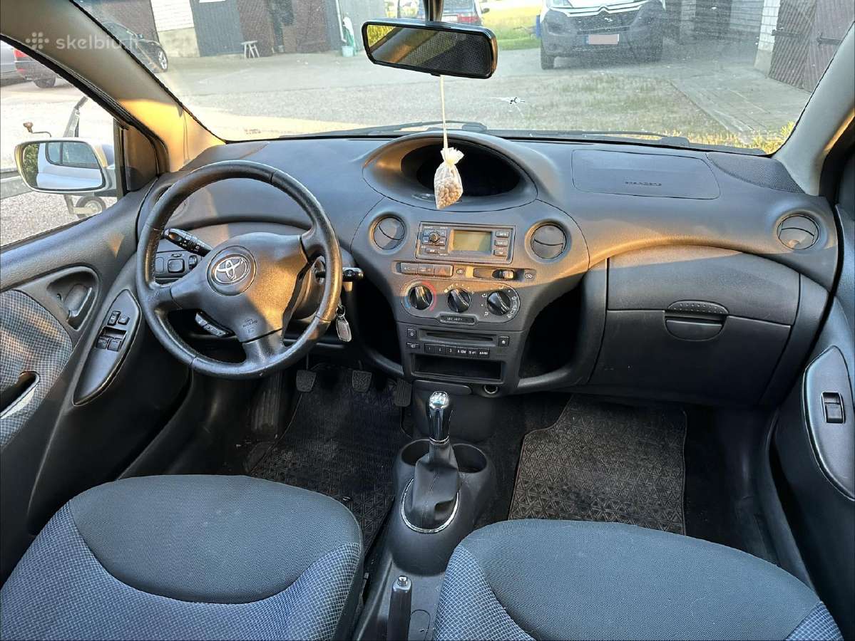 Toyota Yaris 2005 1.4d 55 Kw dalimis - nuotraukos Nr. 7