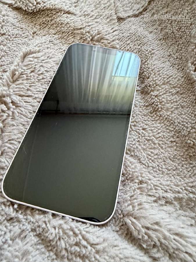 iPhone 13, rožinis - nuotraukos Nr. 3