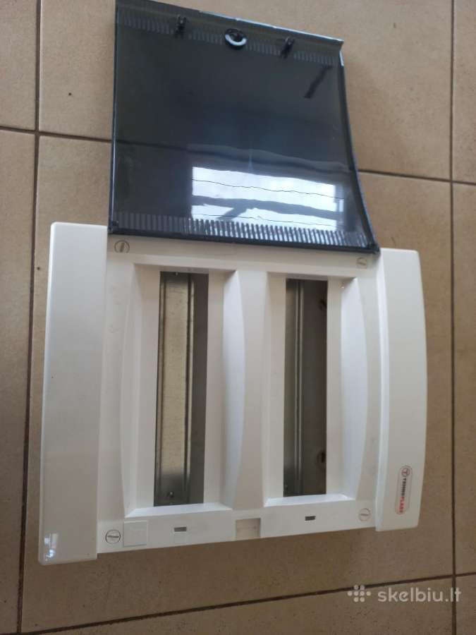 Ip40 24 mod. virštinkinis skydelis su automatais - nuotraukos Nr. 3