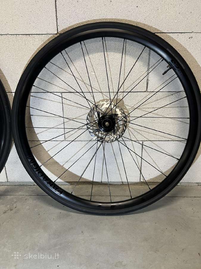Bontrager Paradim ratai, balneliai, vairas - nuotraukos Nr. 2
