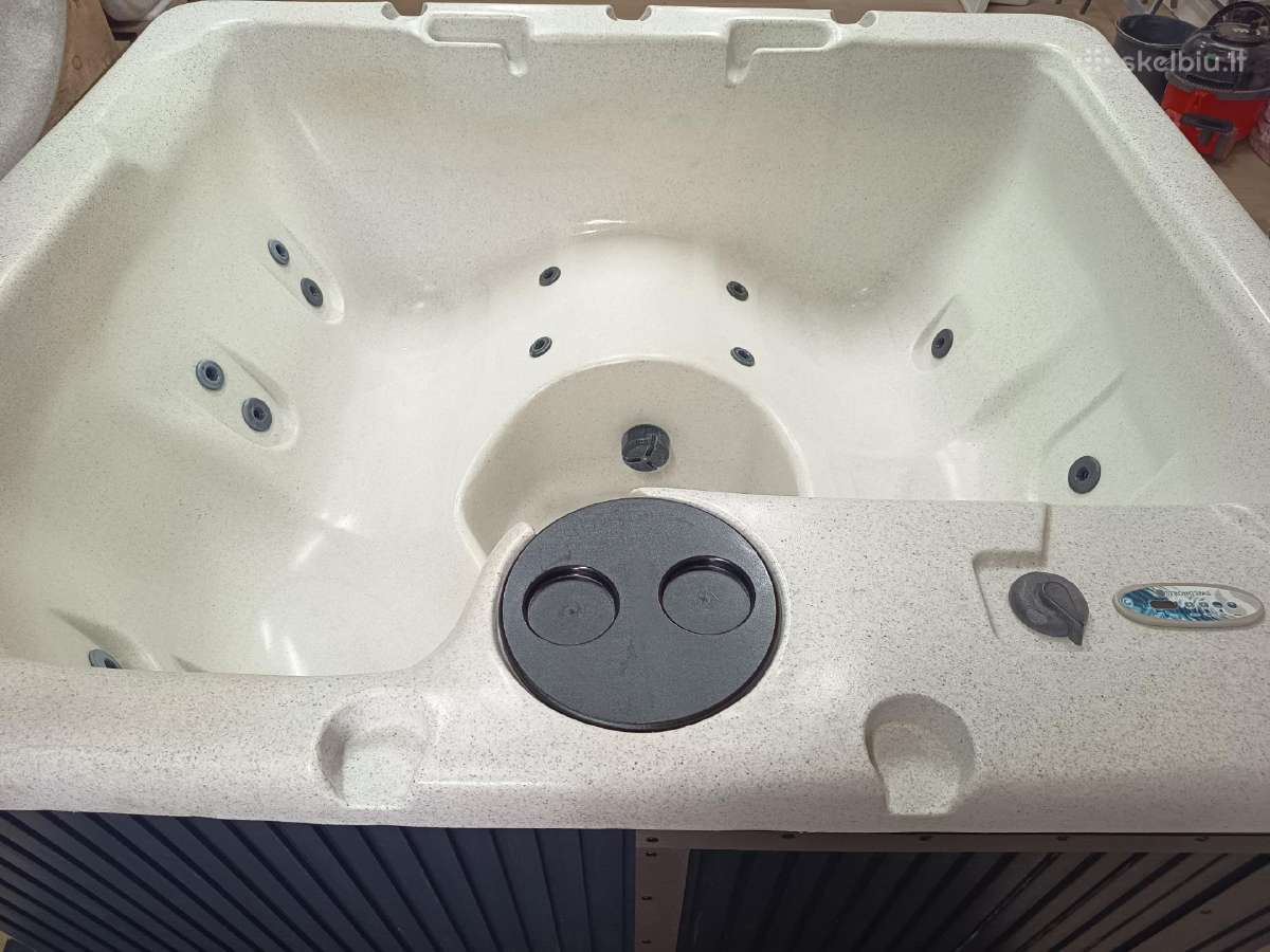 Lauko sūkurinė vonia jacuzzi - nuotraukos Nr. 18