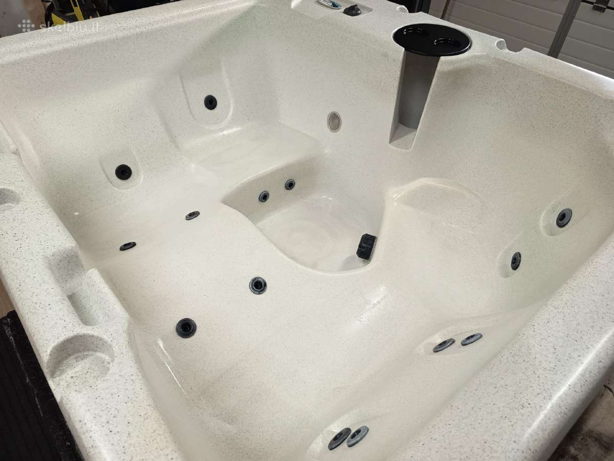 Lauko sūkurinė vonia jacuzzi - nuotraukos Nr. 19