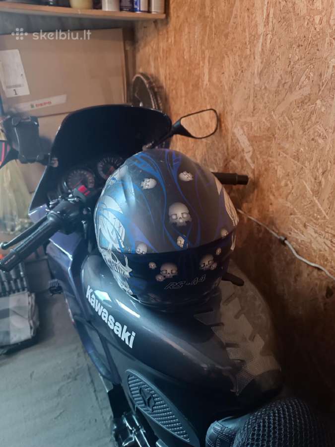 Motociklininko šalmas - nuotraukos Nr. 4