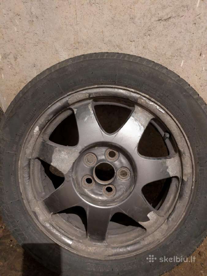 Toyota Prius ratlankiai R16 su žieminėm padangom - nuotraukos Nr. 11