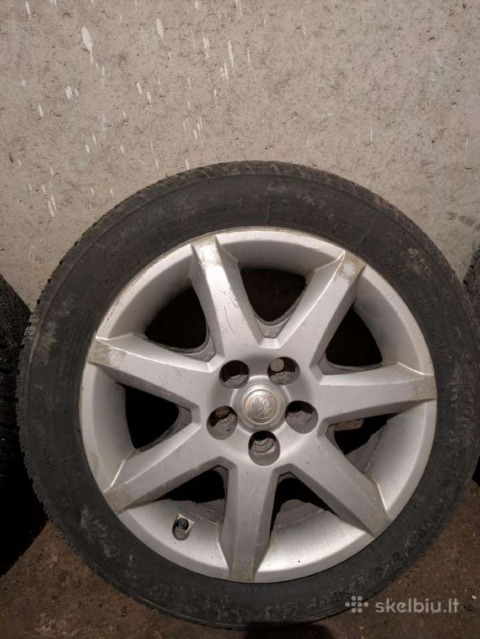 Toyota Prius ratlankiai R16 su žieminėm padangom - nuotraukos Nr. 4