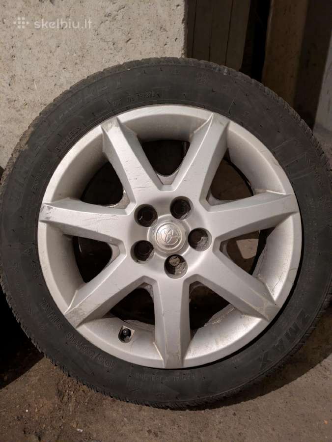 Toyota Prius ratlankiai R16 su žieminėm padangom - nuotraukos Nr. 5