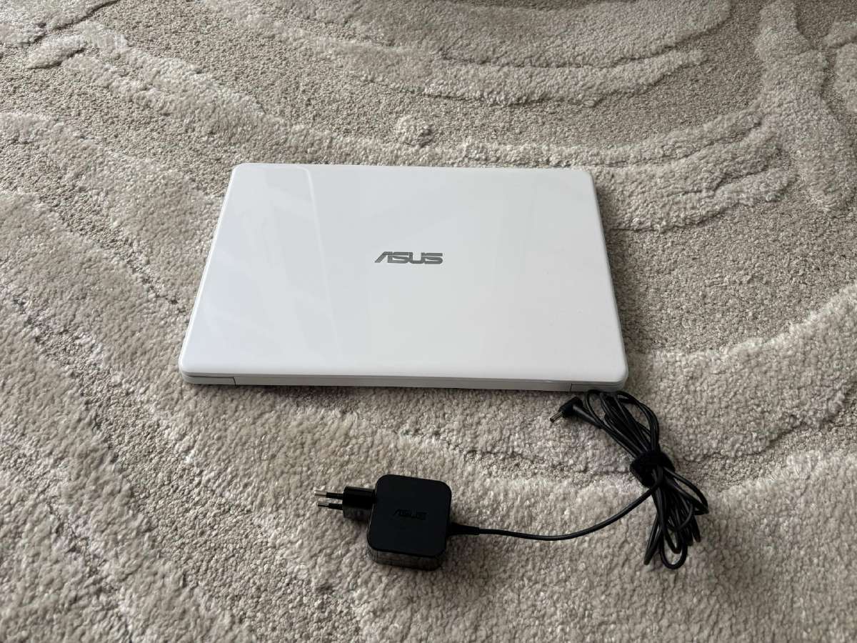 Asus E406m kompiuteris dalims - nuotraukos Nr. 3