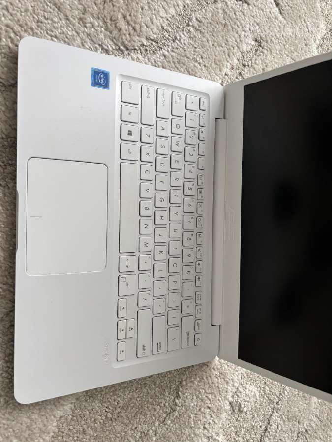 Asus E406m kompiuteris dalims - nuotraukos Nr. 4