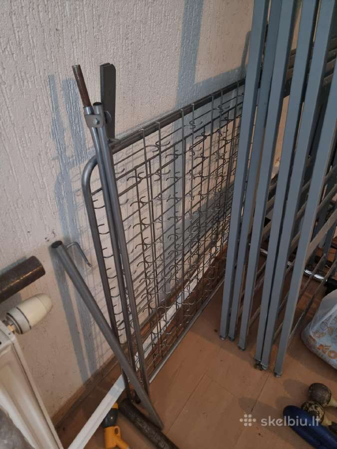 Gatvės Akinių stovas - nuotraukos Nr. 2