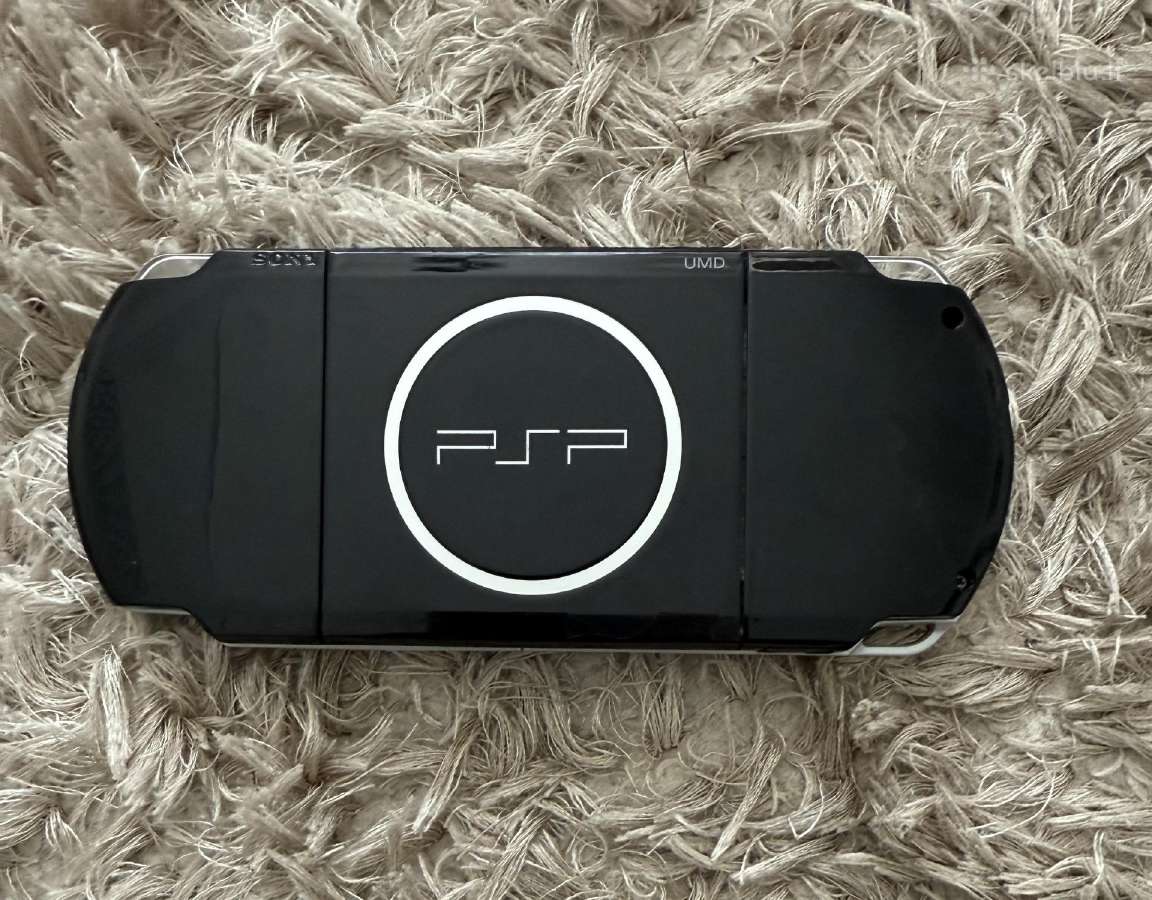 PSP 3000 + Daug zaidimu! - nuotraukos Nr. 7