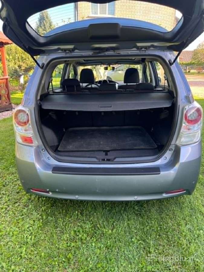 Toyota Verso - nuotraukos Nr. 12